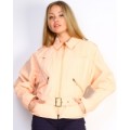 Куртка абрикосового цвета короткая с поясом